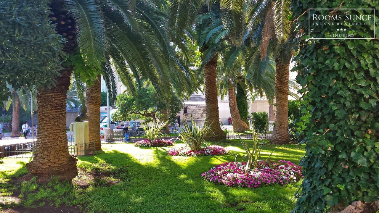 Apartments Residence Sunce Supetar - Cozy Base To Stay And Explore Island Brac Free Parking Exterior photo