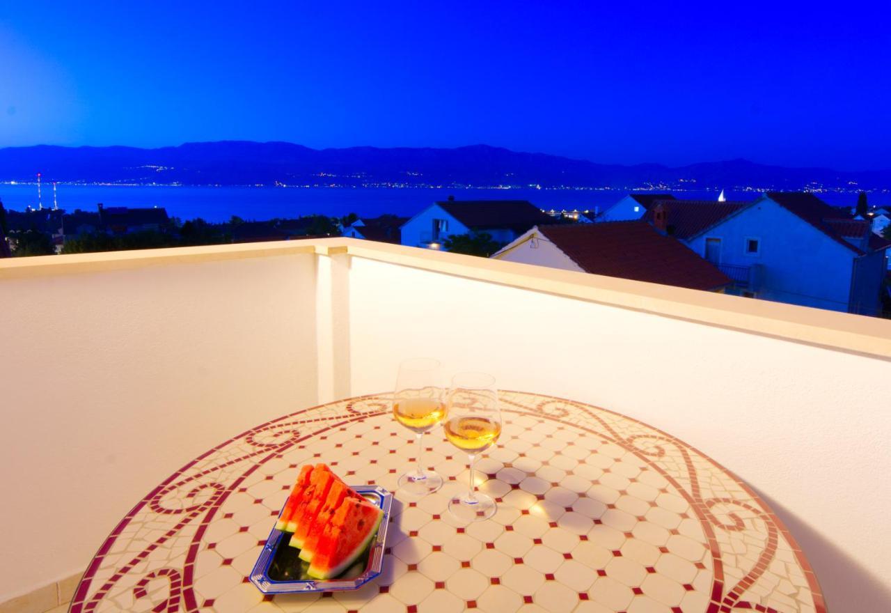 Apartments Residence Sunce Supetar - Cozy Base To Stay And Explore Island Brac Free Parking Exterior photo