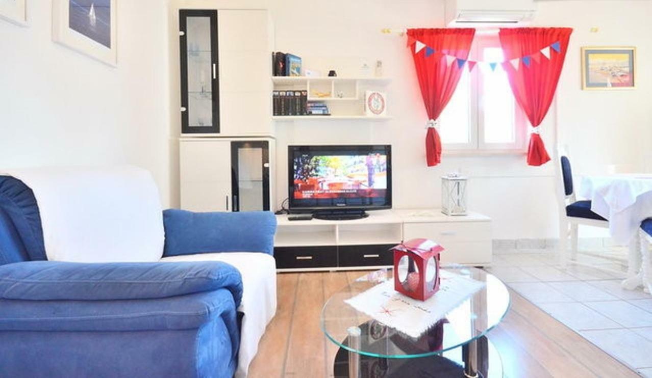 Apartments Residence Sunce Supetar - Cozy Base To Stay And Explore Island Brac Free Parking Exterior photo