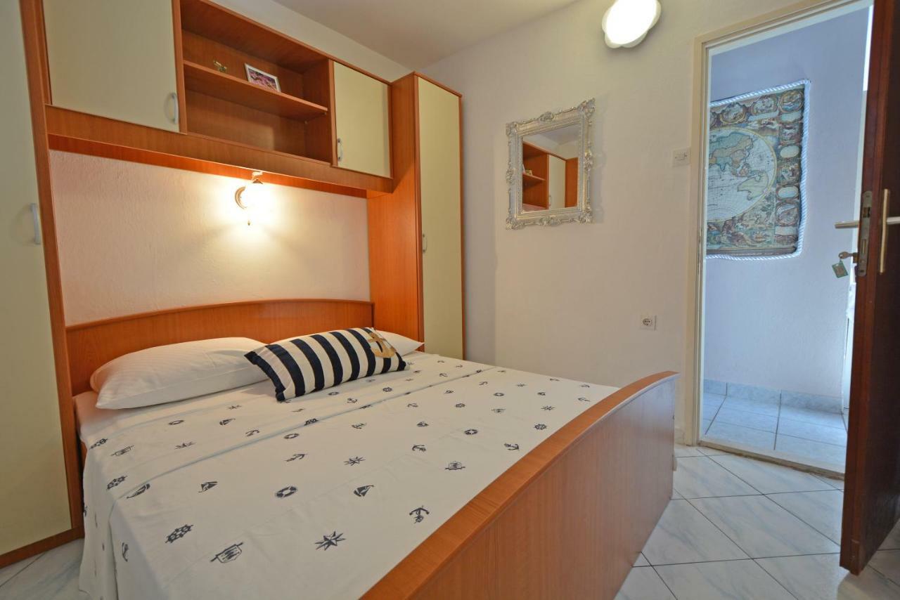 Apartments Residence Sunce Supetar - Cozy Base To Stay And Explore Island Brac Free Parking Exterior photo